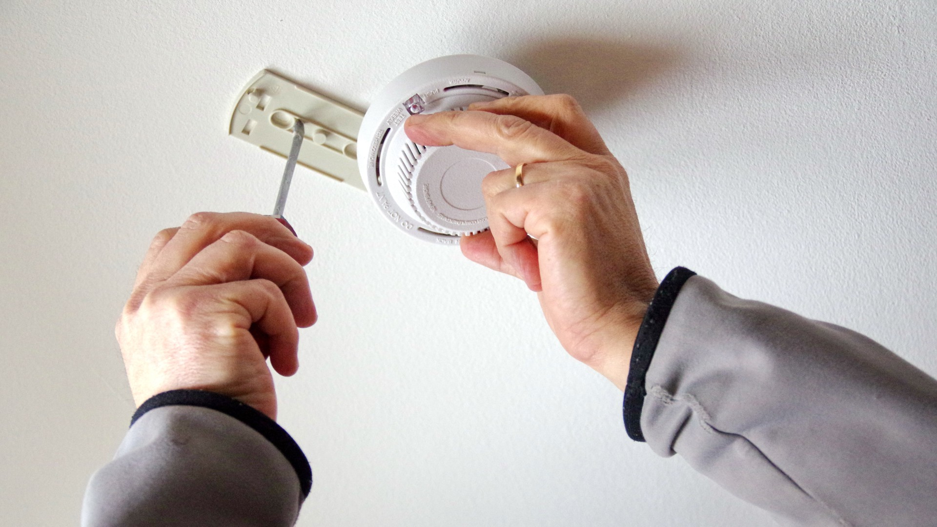 ekinstal.ro-20190920-cum-alegem-un-detector-de-gaze-potrivit-02